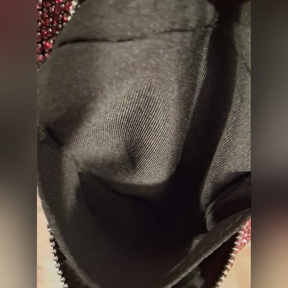 NWT Madison West Hot Pink Rhinestone Club Prom Knit Dumpling Purse Mini Bag - Picture 10 of 14